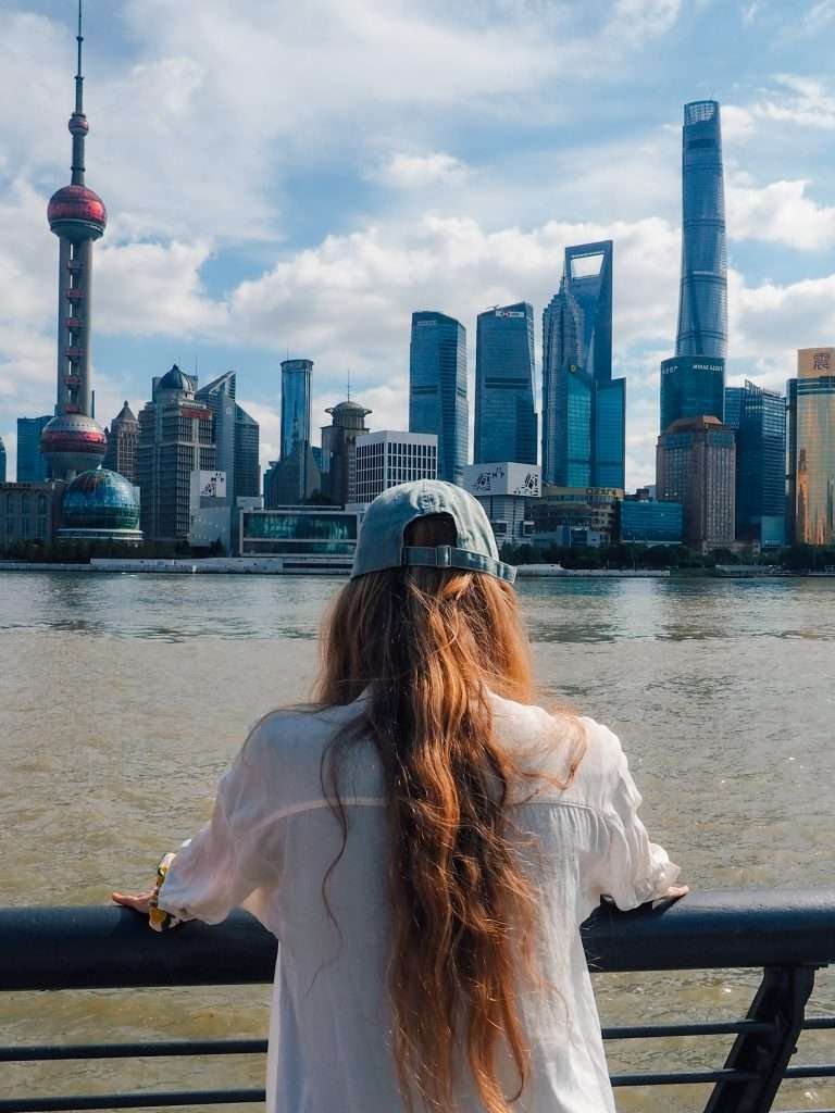 The Bund de día