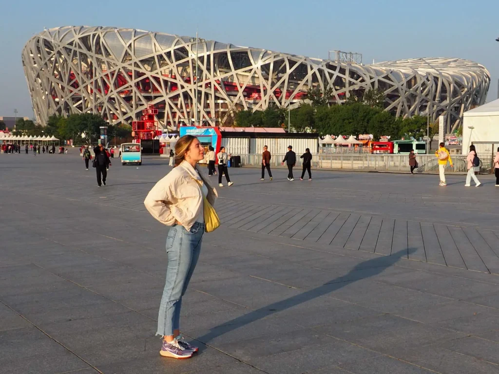 Estadio Nacional de Pekín conocido como el Nido de Pájaros en la Zona Olímpica