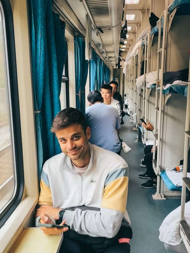 Tren nocturno en China, presupuesto para viajar a China / budget for traveling to China